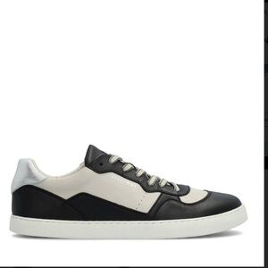 Barefoot sneakers. Groundies Nova Special. wide toe box shoes, NWT